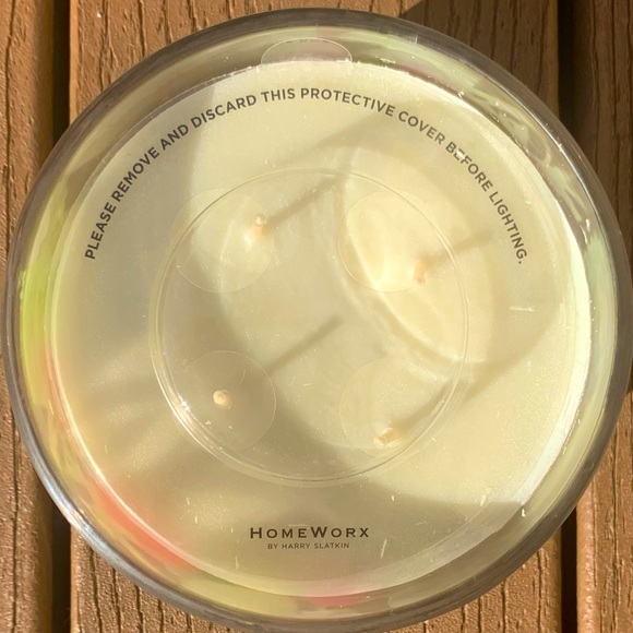 🆕HARRY SLATKIN HOMEWORX STRAWBERRY PATCH 4 WICK, 18oz CANDLE NWTS!! - Picture 4 of 5